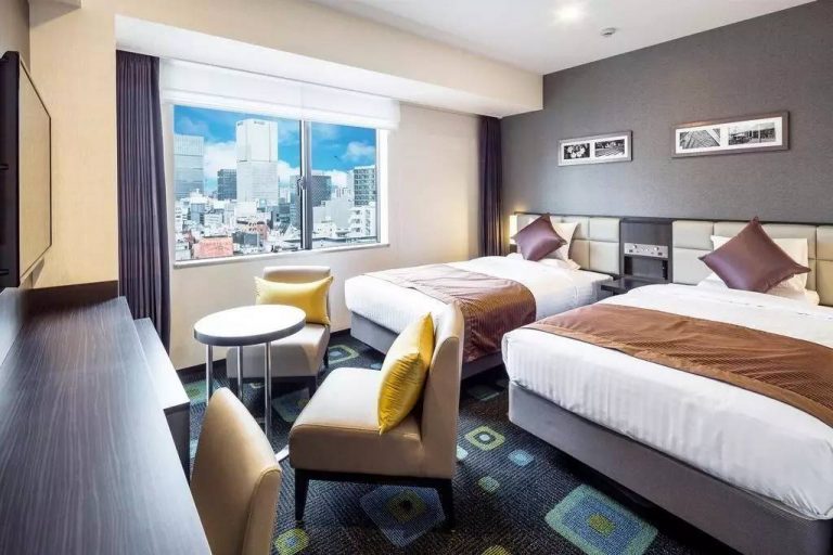 Hotel Evolution: Adapt or Vanish in the New Travel Era